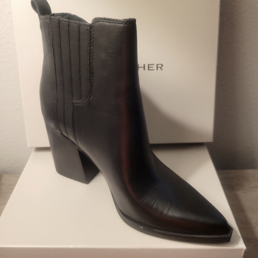 Marc fisher Ltd  brand new leather boots 7m